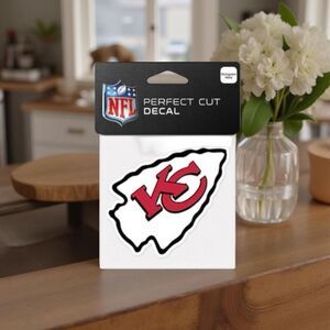 NEW WINCRAFT Kansas City Chiefs “KC” Logo Die Cut Decal Car or Home 4” X 4”